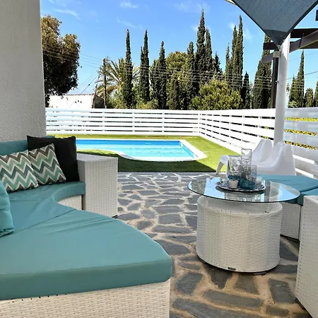 Alkyoni Villa *